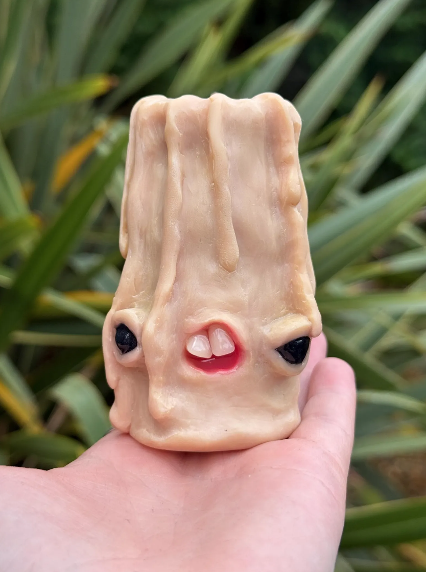Wickolas the Cursed Candle